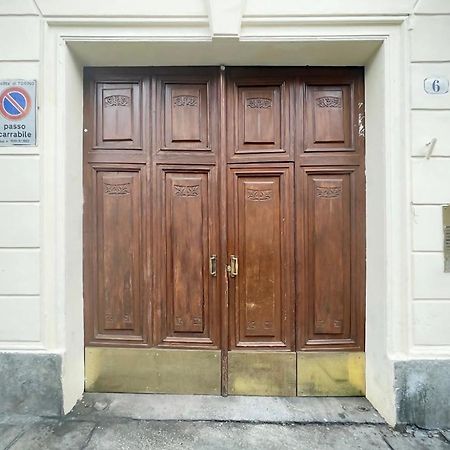 Porta Palazzo 15 Min - Suite Con Netflix & Wi-Fi 토리노 외부 사진