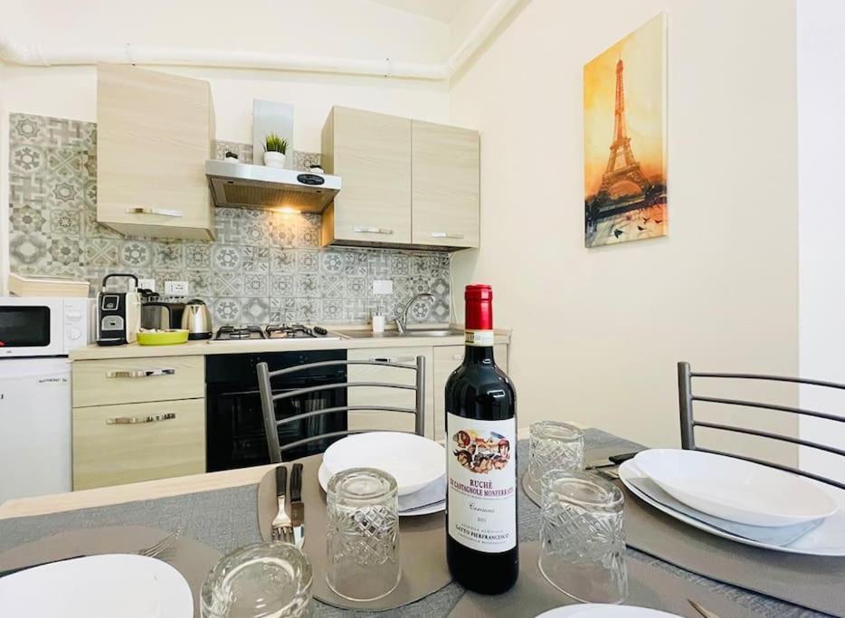 Porta Palazzo 15 Min - Suite Con Netflix & Wi-Fi 토리노 외부 사진